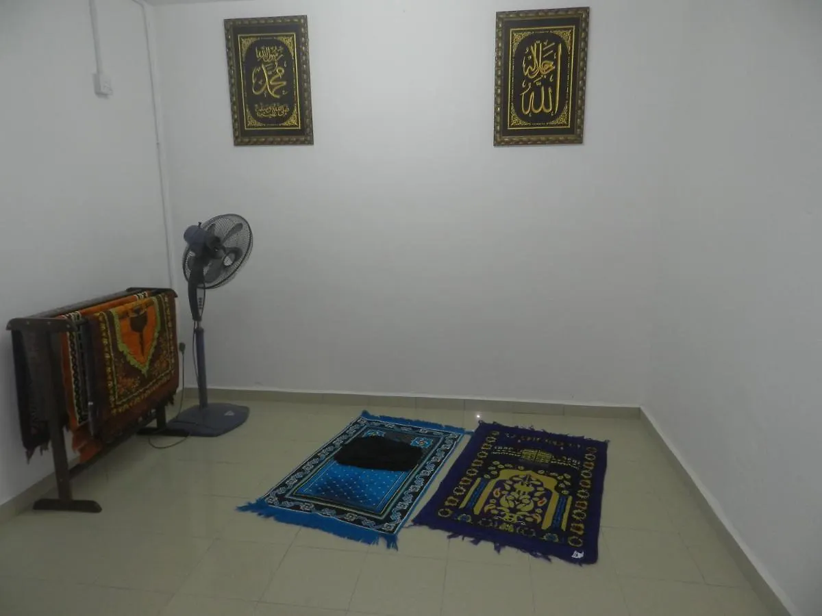 Yellow Mansion Hotel Melaka Raya 2*, Malacca Malaysia