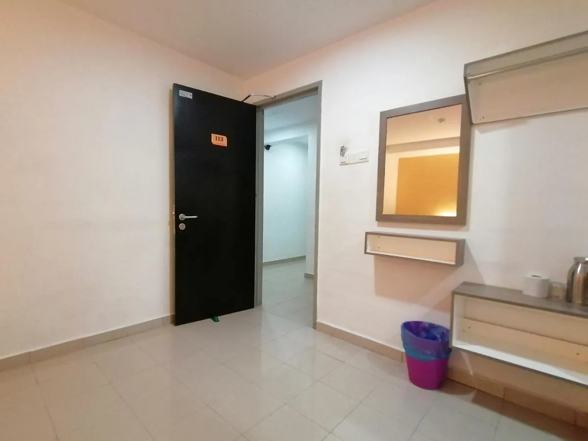 **  Yellow Mansion Hotel Melaka Raya Malaysia