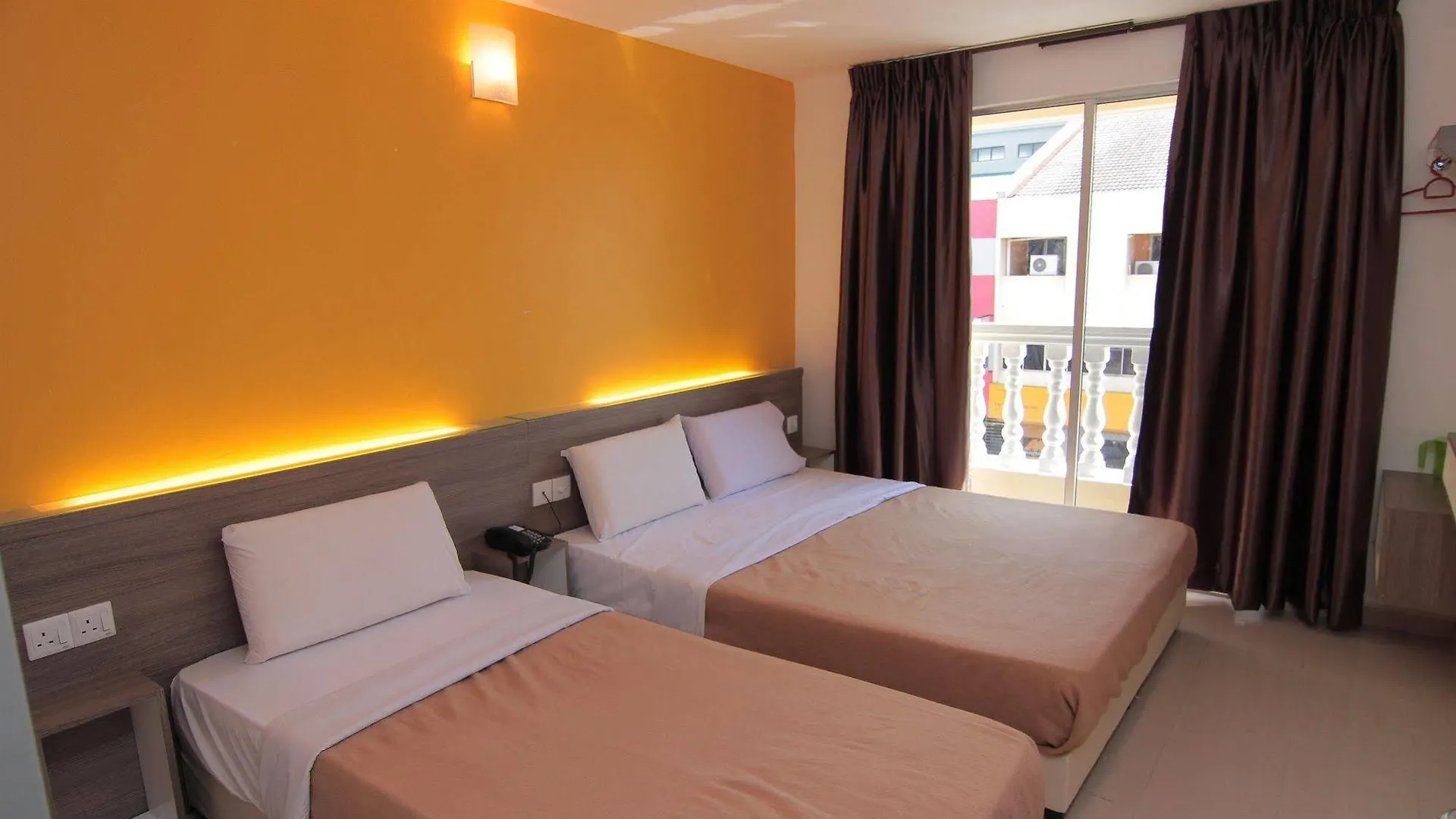 Yellow Mansion Hotel Melaka Raya