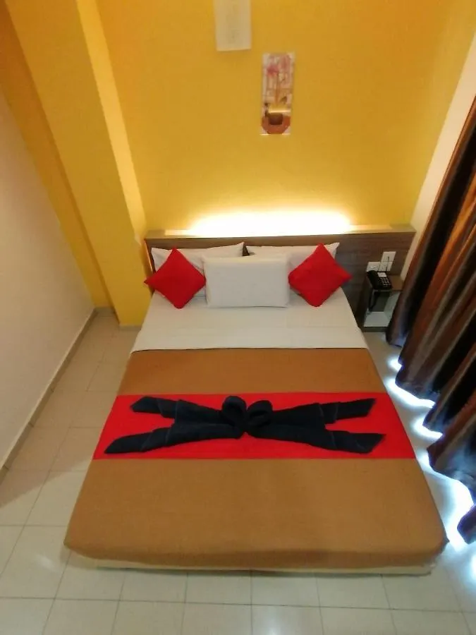 Yellow Mansion Hotel Melaka Raya 2*, Malacca